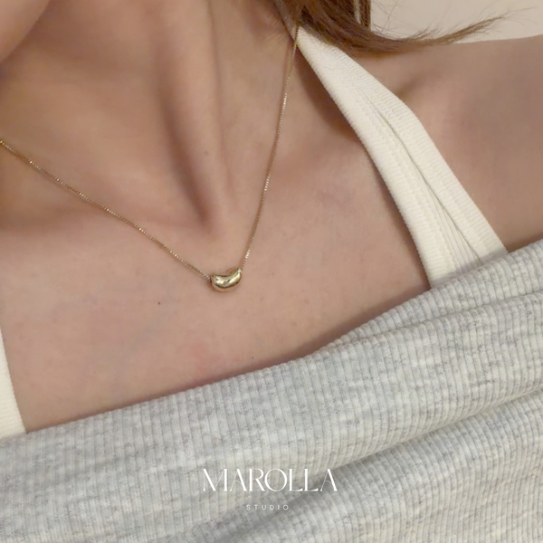 Aura Seed Necklace